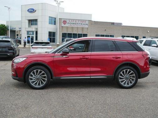 Red Carpet Metallic Tinted Clearcoat 2023 Lincoln Corsair Reserve