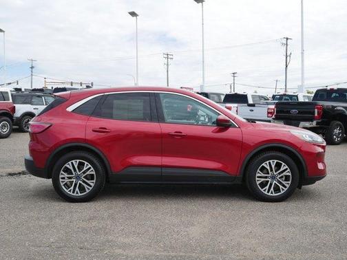 Rapid Red Metallic Tinted Clearcoat 2022 Ford Escape SEL