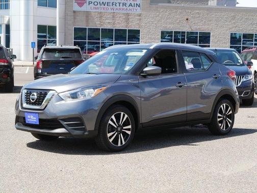 Gun Metallic 2019 Nissan Kicks SV