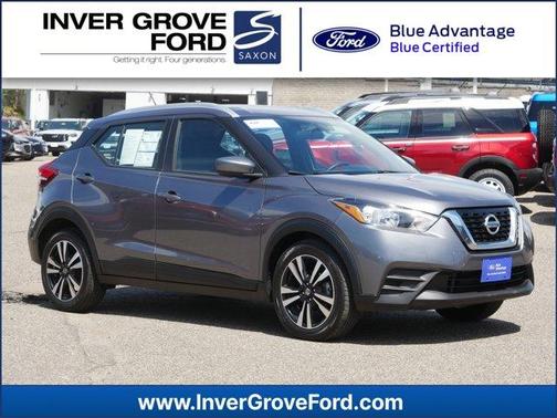 Gun Metallic 2019 Nissan Kicks SV