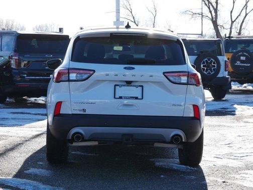 2022 Ford Escape Titanium