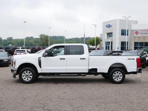2024 Ford F-250 XLT