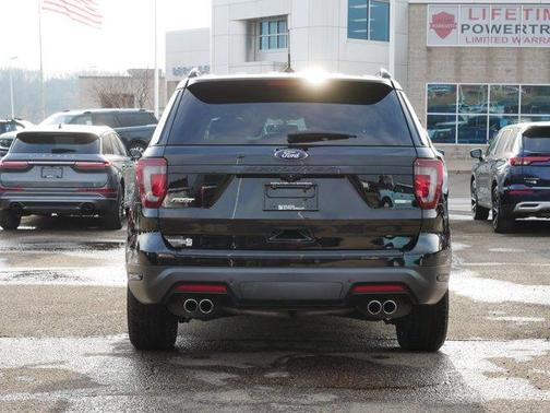 2018 Ford Explorer sport