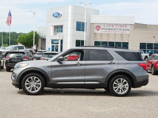 Carbonized Gray Metallic 2023 Ford Explorer XLT