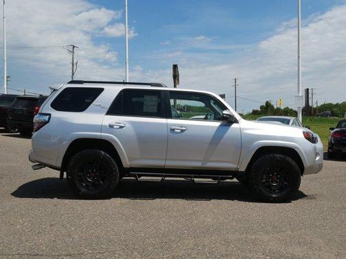 Classic Silver Metallic 2020 Toyota 4Runner Sport