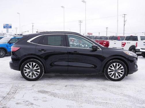 2020 Ford Escape Titanium Hybrid