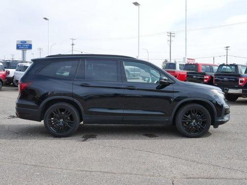 Crystal Black Pearl 2021 Honda Pilot Black Edition