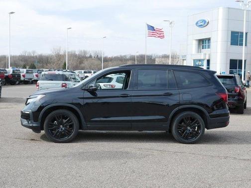 Crystal Black Pearl 2021 Honda Pilot Black Edition