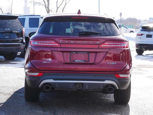 2015 Lincoln MKC Base