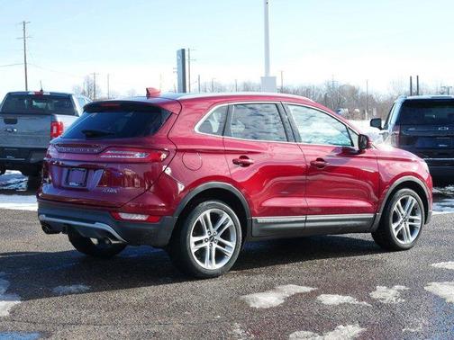 2015 Lincoln MKC Base