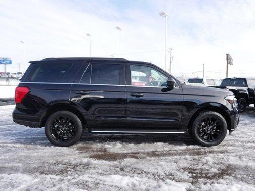 2022 Ford Expedition XLT