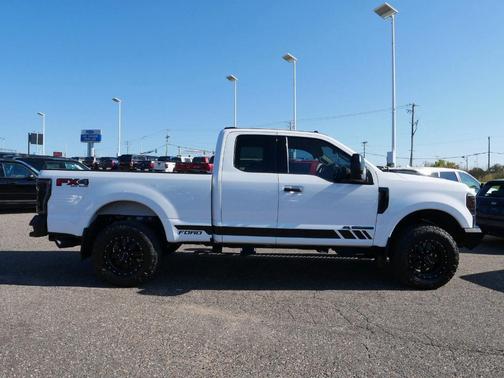 2022 Ford F-350 Lariat Super Duty