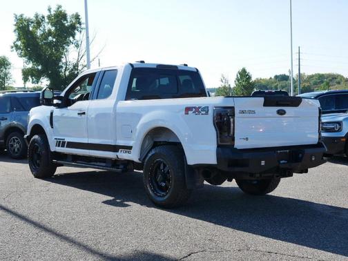 2022 Ford F-350 Lariat Super Duty