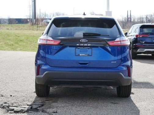 Blue Metallic 2024 Ford Edge SE