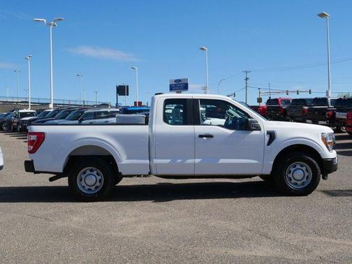 Oxford White 2022 Ford F-150 XL