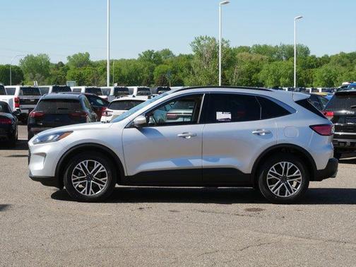 Ingot Silver Metallic 2020 Ford Escape SEL