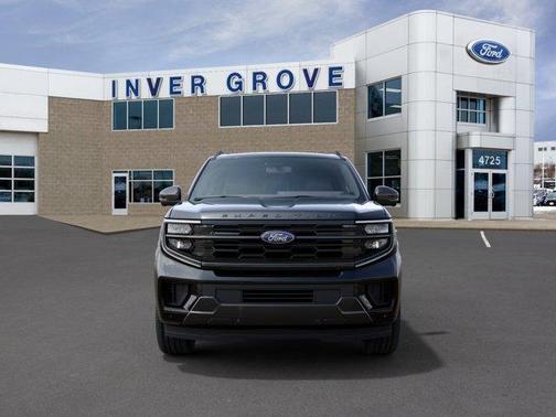 Black Metallic 2027 Ford Expedition Max Platinum