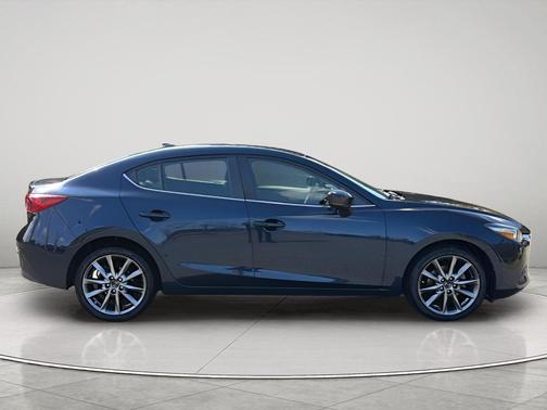 Deep Crystal Blue Mica 2018 Mazda Mazda3 Touring