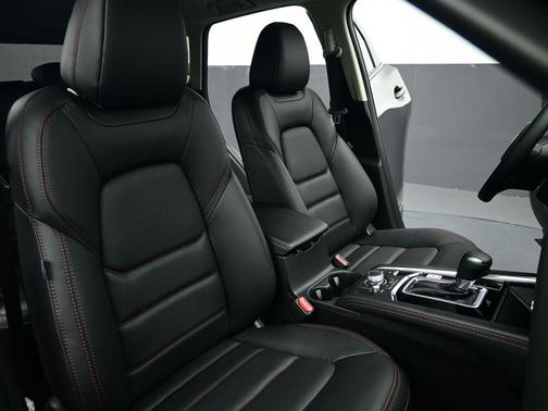 2025 Mazda CX-5 Carbon Edition