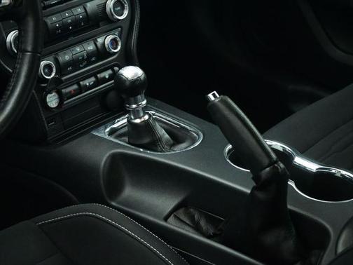 2017 Ford Mustang EcoBoost