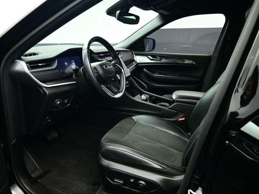 2022 Jeep Grand Cherokee L Altitude