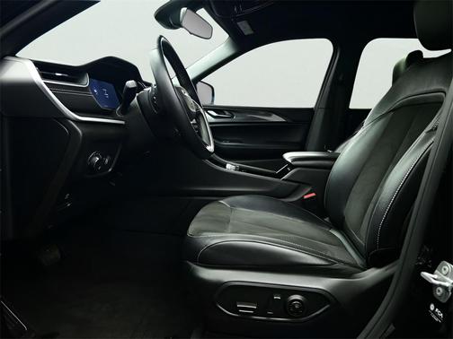 2022 Jeep Grand Cherokee L Altitude