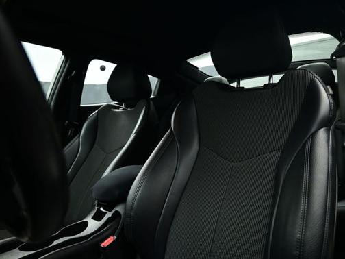 2016 Hyundai Veloster Base