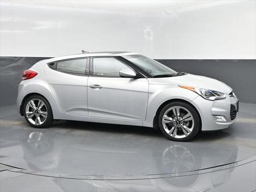 2016 Hyundai Veloster Base
