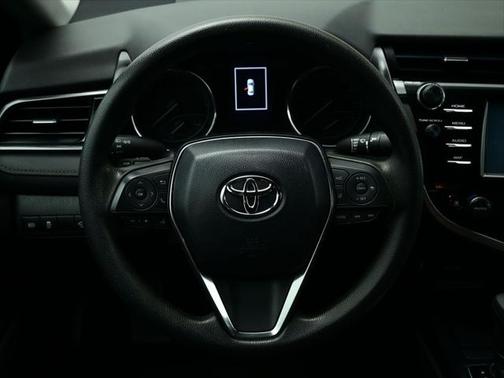 2019 Toyota Camry Hybrid SE