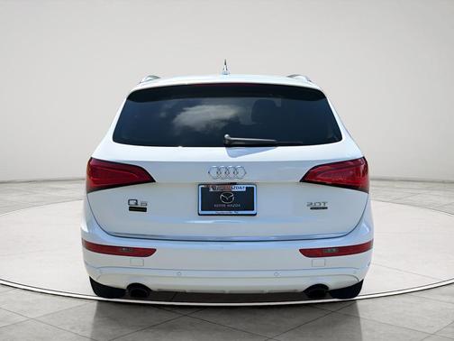 Glacier White Metallic 2015 Audi Q5 2.0T Premium Plus