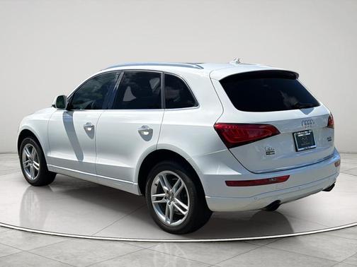 Glacier White Metallic 2015 Audi Q5 2.0T Premium Plus