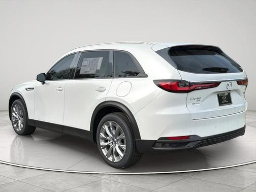 Rhodium White Premium 2026 Mazda CX-90 3.3 Turbo Preferred