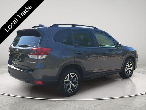 Magnetite Gray Metallic 2020 Subaru Forester Premium