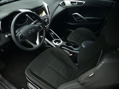 2016 Hyundai Veloster Base