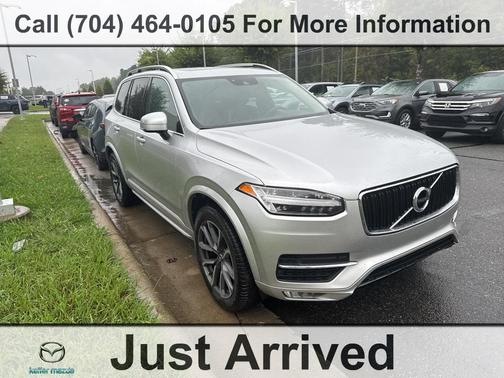 2019 Volvo XC90 T6 Momentum