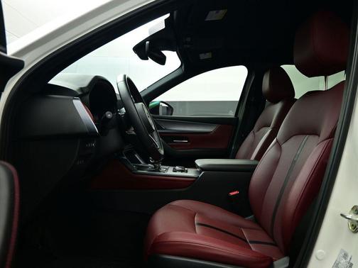 2025 Mazda CX-70 PHEV Premium Plus Package