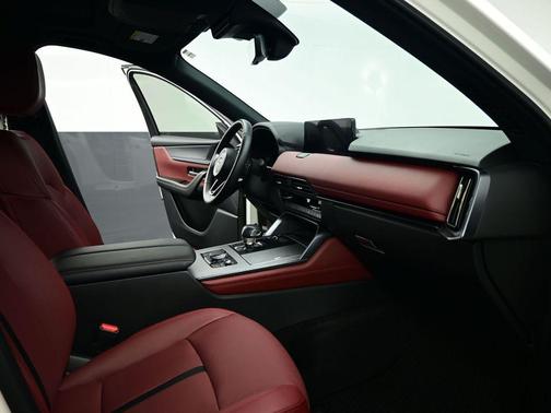 2025 Mazda CX-70 PHEV Premium Plus Package
