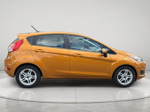 ELECTRIC SPICE 2016 Ford Fiesta SE