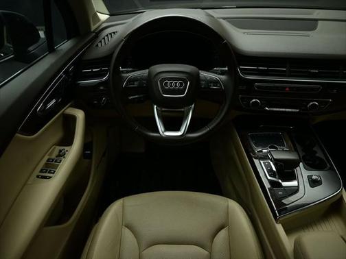 2019 Audi Q7 55 Prestige