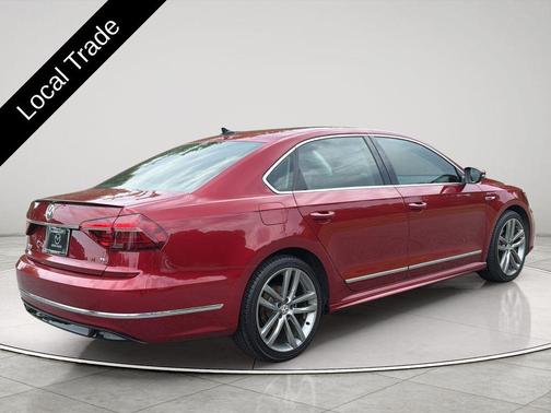 Fortana Red Metallic 2019 Volkswagen Passat 2.0T R-Line
