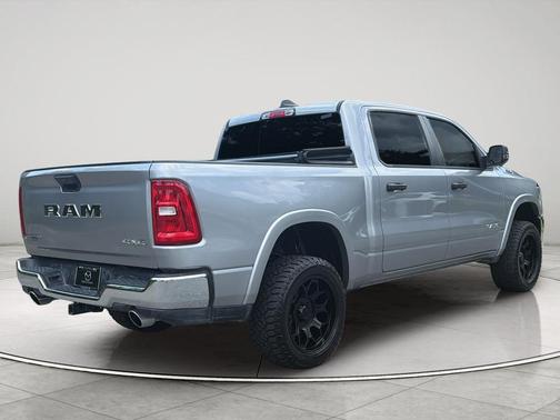 Billet Silver Metallic Clearcoat 2025 RAM 1500 Big Horn/Lone Star