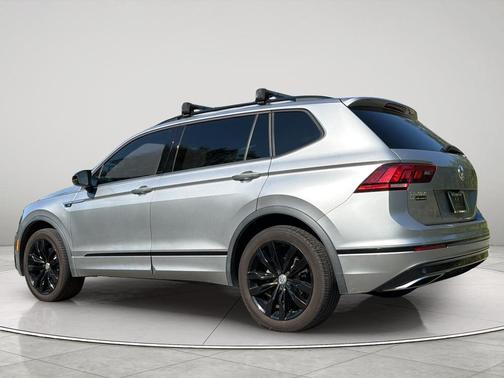 Silver Metallic 2021 Volkswagen Tiguan 2.0T SE R-Line Black 4MOTION
