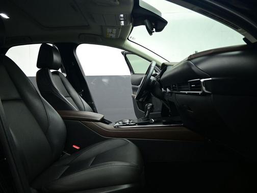 2022 Mazda CX-30 2.5 S Premium Package