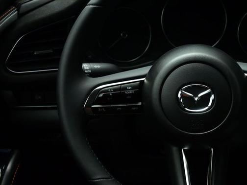 2025 Mazda CX-30 2.5 Carbon Turbo
