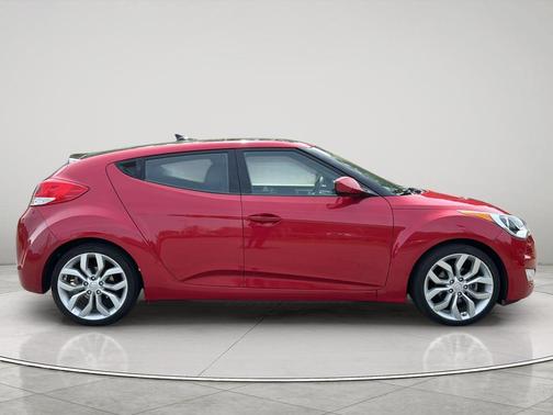2015 Hyundai Veloster Base