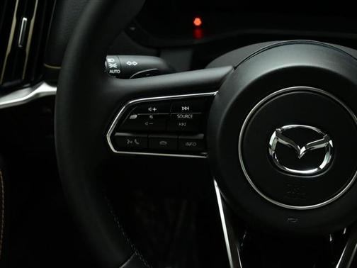 2025 Mazda CX-70 PHEV Premium Package
