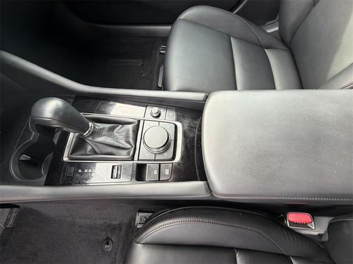 2023 Mazda Mazda3 FWD w/Preferred Package