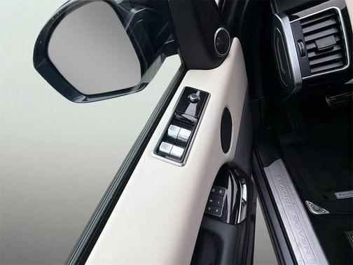 2021 Land Rover Range Rover Sport HSE Silver Edition