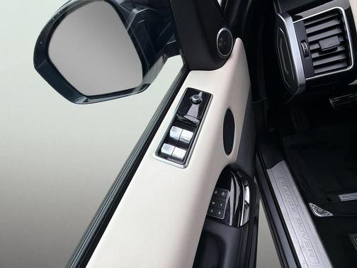 2021 Land Rover Range Rover Sport HSE Silver Edition