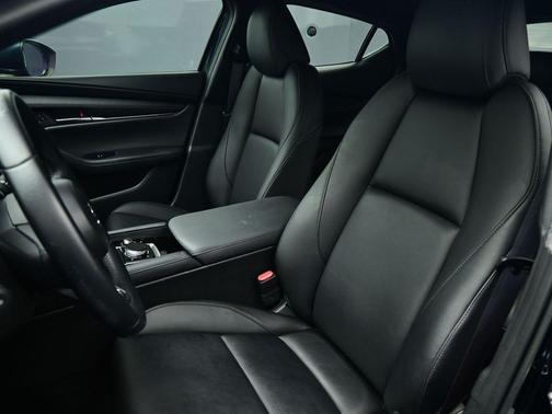 2023 Mazda Mazda3 FWD w/Preferred Package